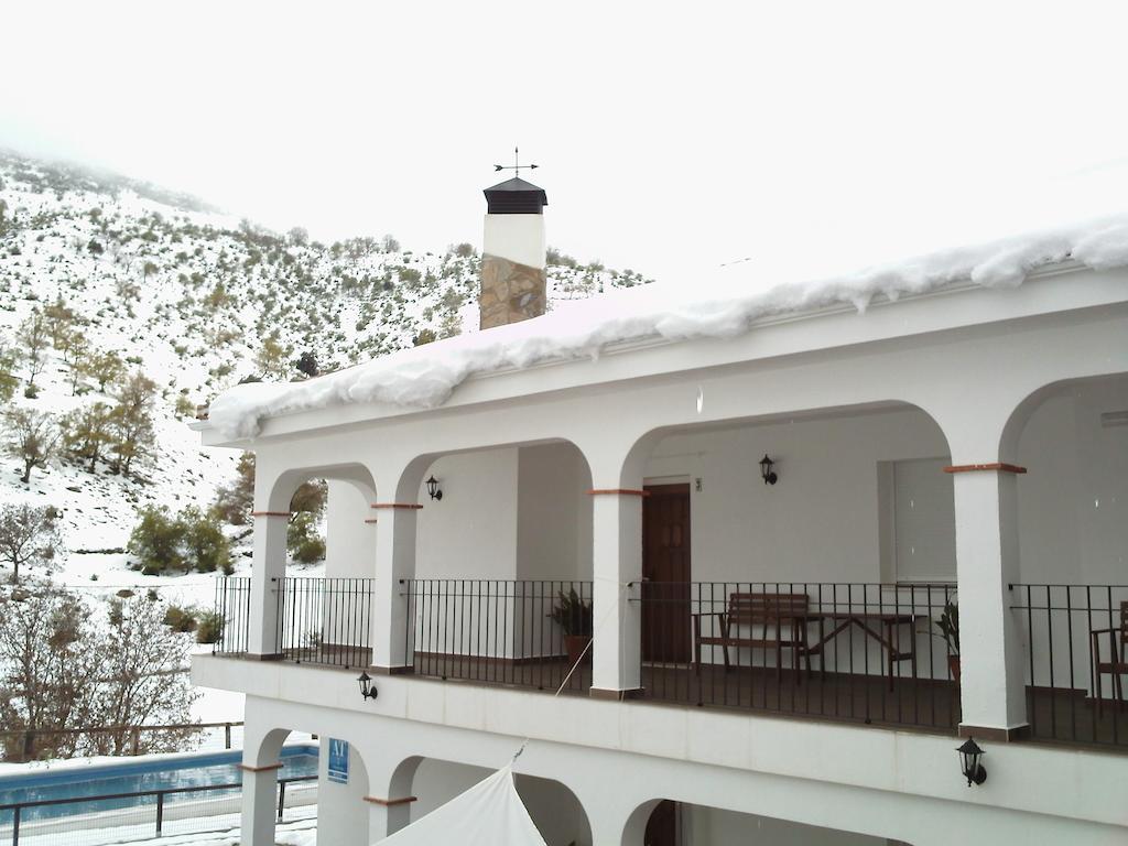 Apartamentos Turisticos Rurales Monte De Las Animas Valdepenas de Jaen Kültér fotó